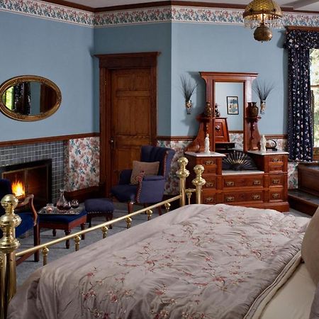 Old Rittenhouse Inn เบย์ฟิลด์ ภายนอก รูปภาพ